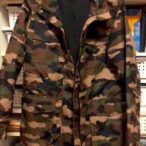Duluth Trading Camo Jacket Medium. Never worn